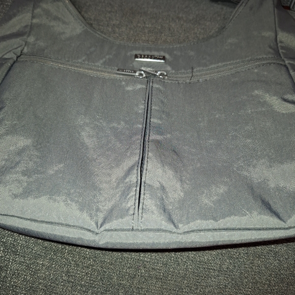 Baggallini Travel Purse Gray w/Light Blue Interior - Picture 2 of 7